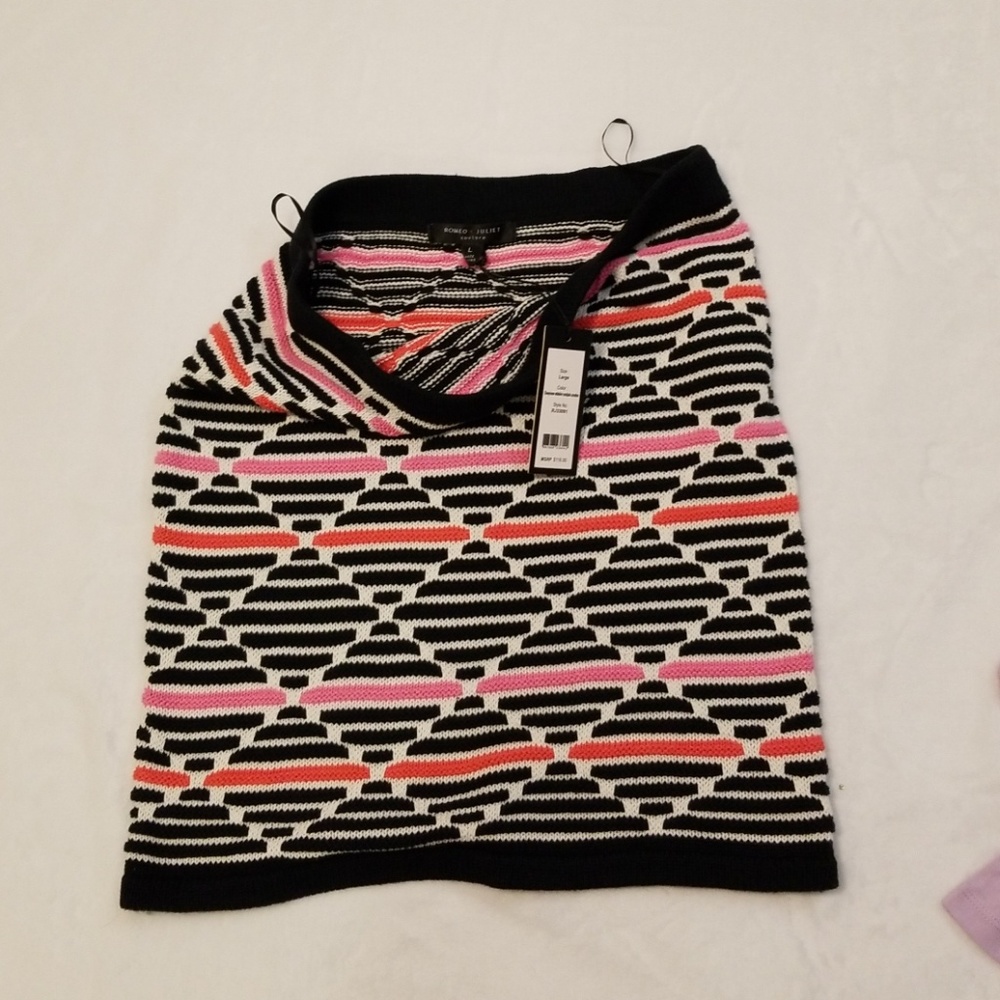 ROMEO & JULUETTE Couture Knitted Skirt Size L